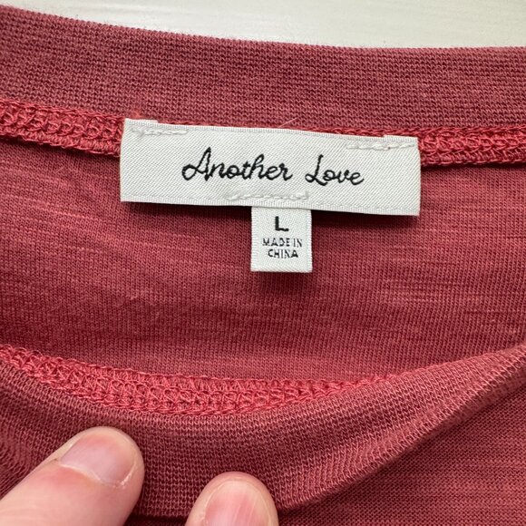 Another Love Bell Quarter Length Sleeve Loose Fit Women's Blouse Size Large - Picture 4 of 4